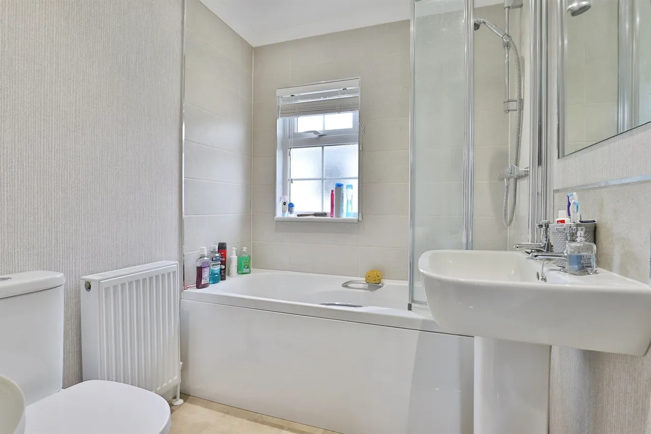 Lyndhurst Road, Christchurch, BH23, photo 10