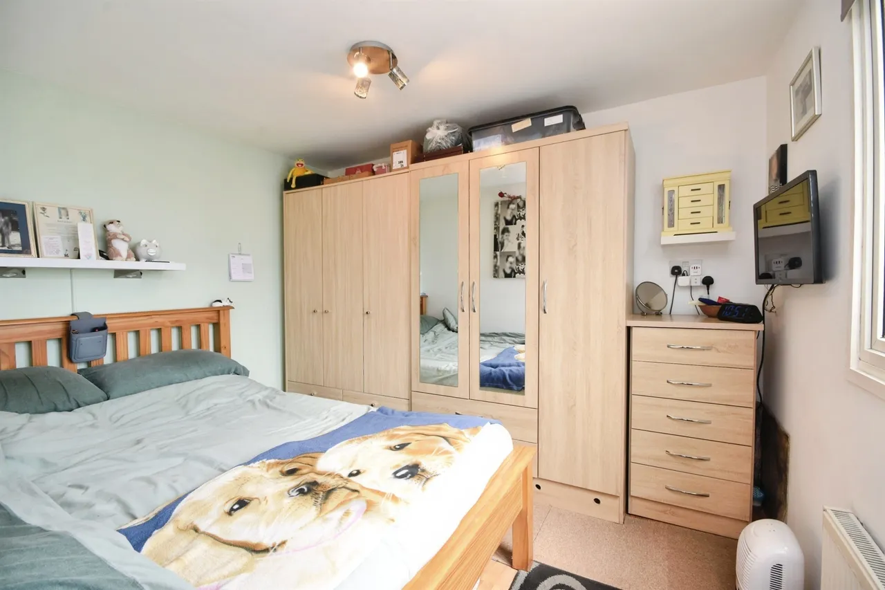 Lower Dunton Road, Dunton, CM13, photo 9