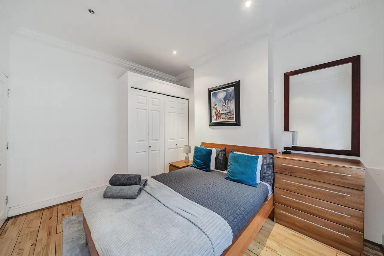 Flat 1, 35b Kensington High Street, London, photo 7