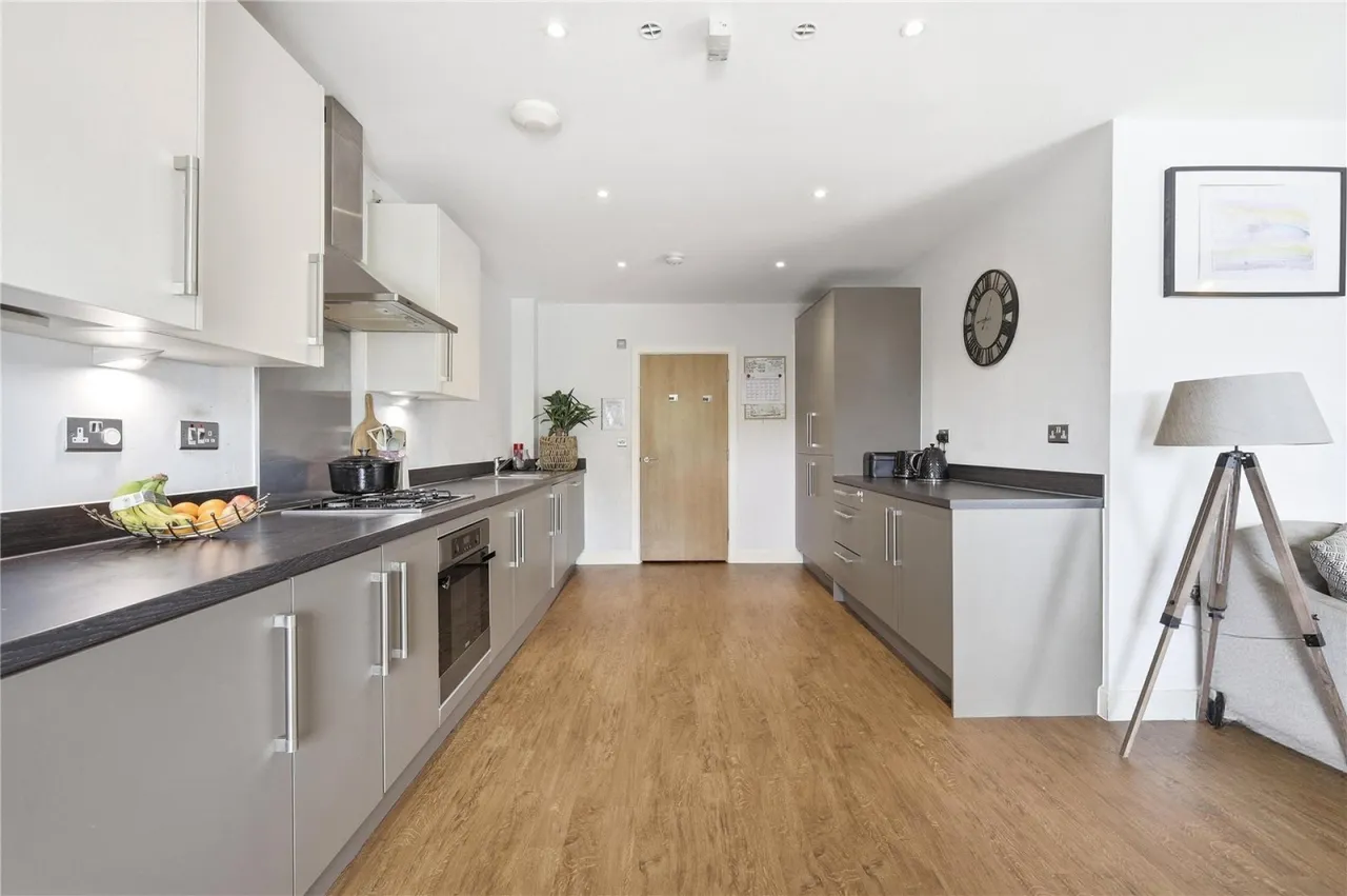 Baker Street, Enfield, photo 9