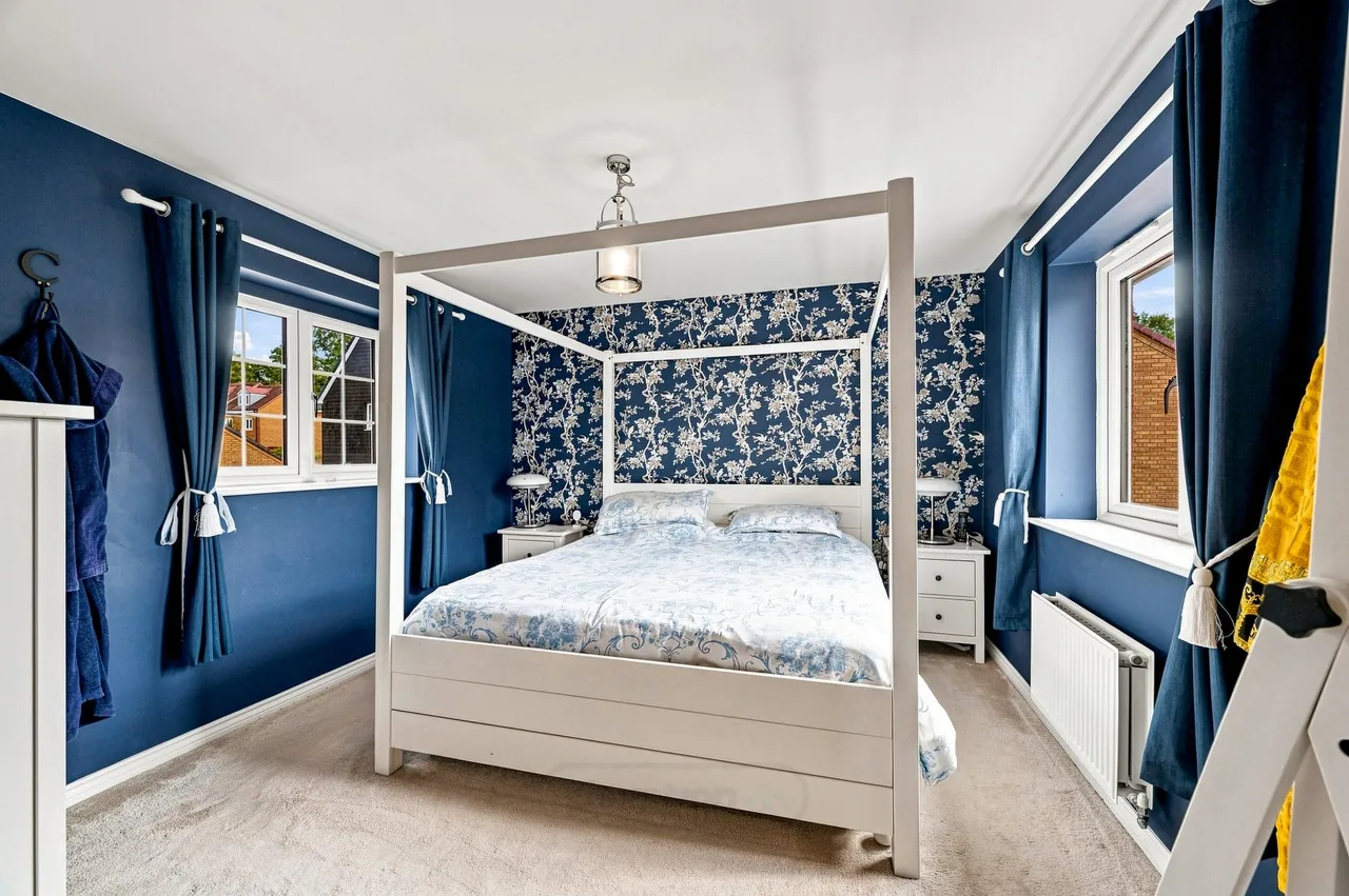 Aylesbury Drive, Houghton Regis, Dunstable, Dunstable, LU5 6FX, photo 11