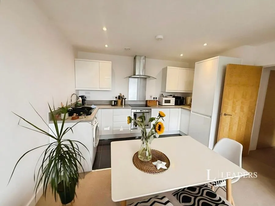 Cantelupe Road, East Grinstead, RH19, photo 4
