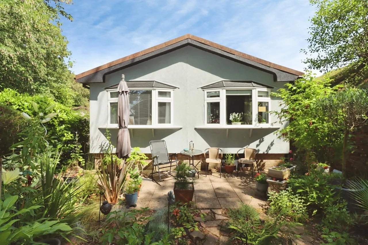 2 bed mobile home for sale — Cleevewood Park, Cleeve Wood Road, Bristol, BS16