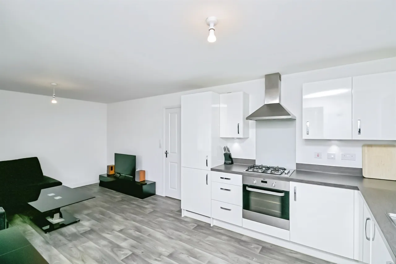 Ffordd Pentre Barry, CF62, photo 5