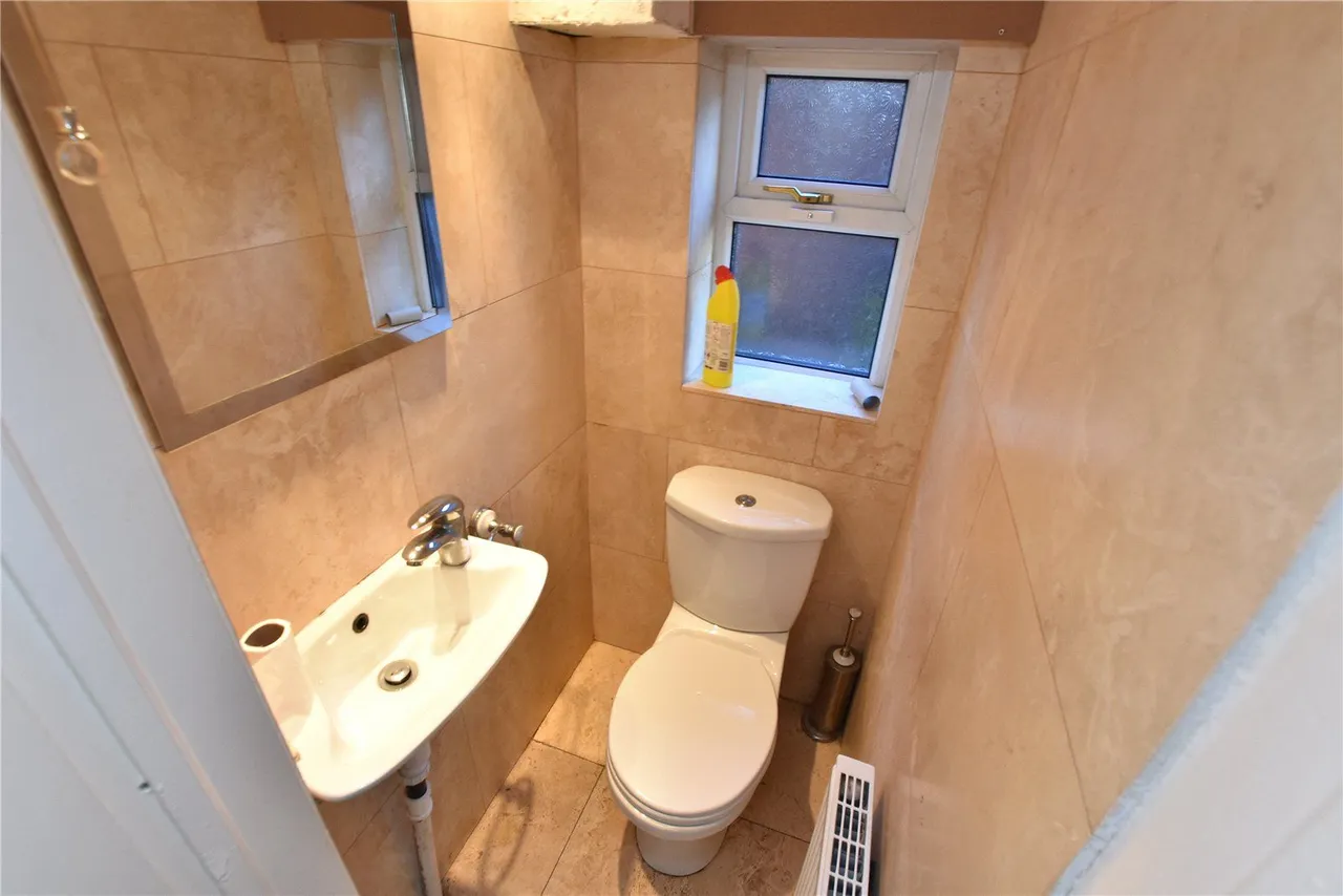 The Avenue, Alwoodley, LS17, photo 6