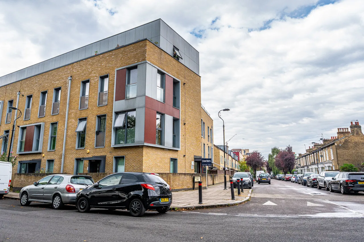 1 bed flat for sale — Flat N, 70 Barlborough Street, London