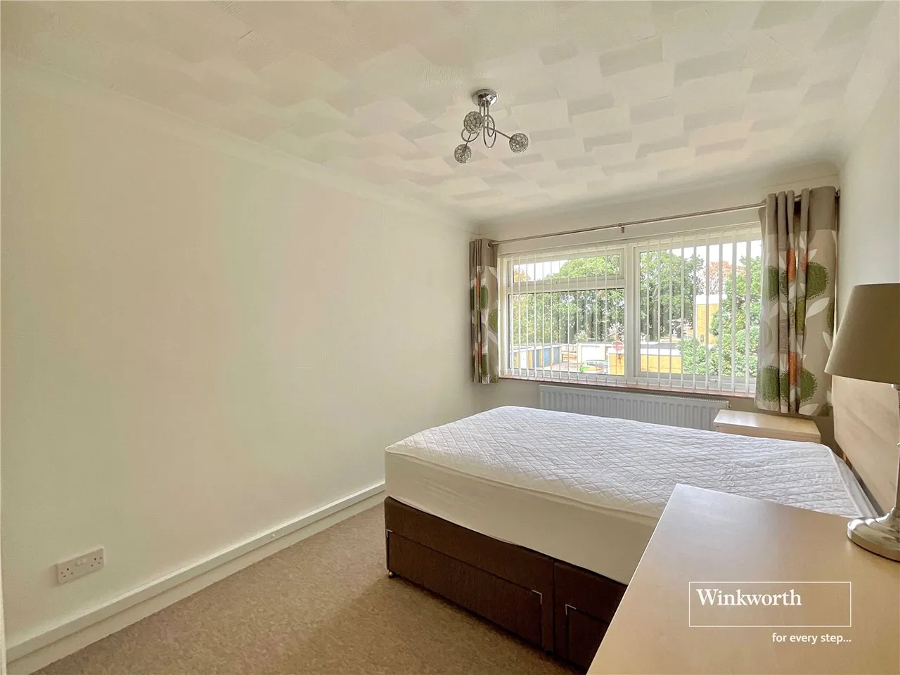 Saulfland Place, Christchurch, Dorset, BH23, photo 4