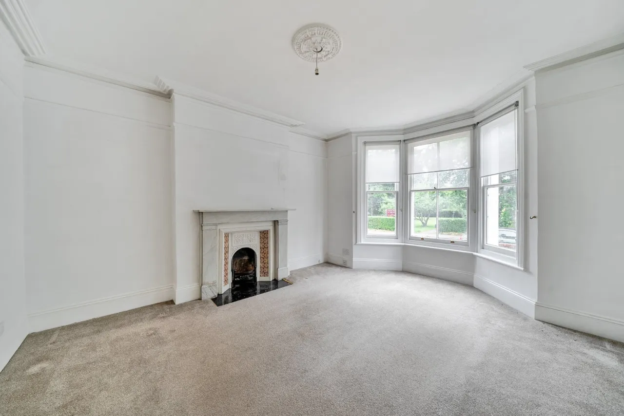 Tilford Road, Farnham, GU9, photo 6