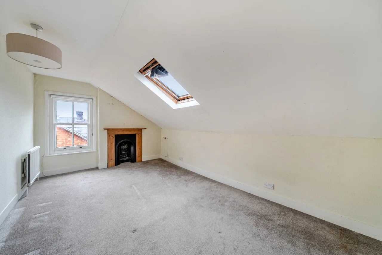 Tilford Road, Farnham, GU9, photo 13