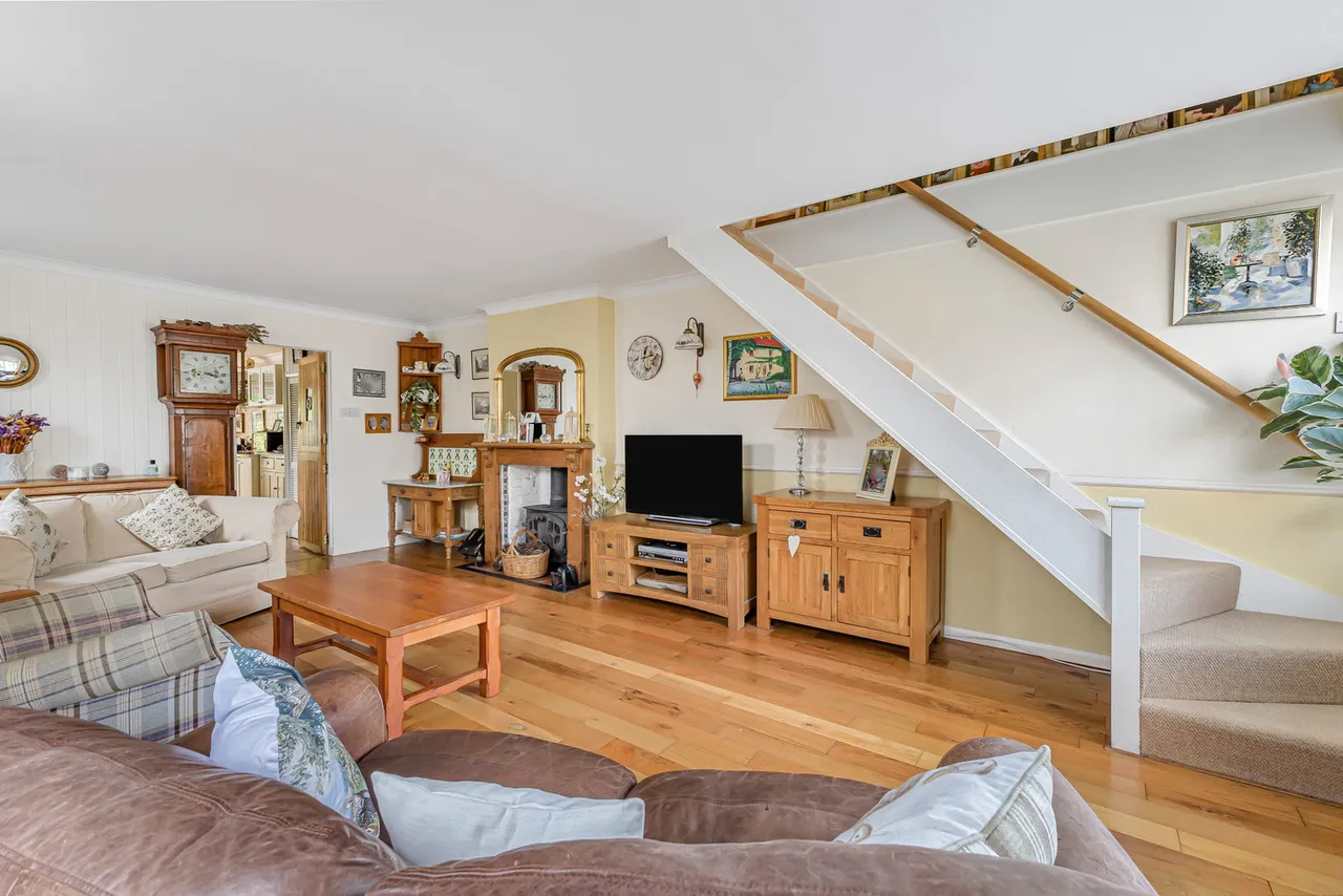 Kingswood Road, Dunton Green, photo 3