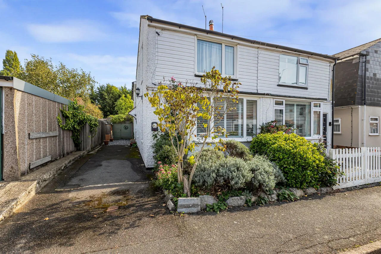 3 bed house for sale, Kingswood Road, Dunton Green