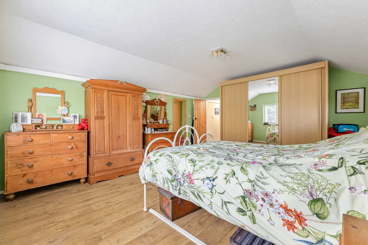 Kingswood Road, Dunton Green, photo 14