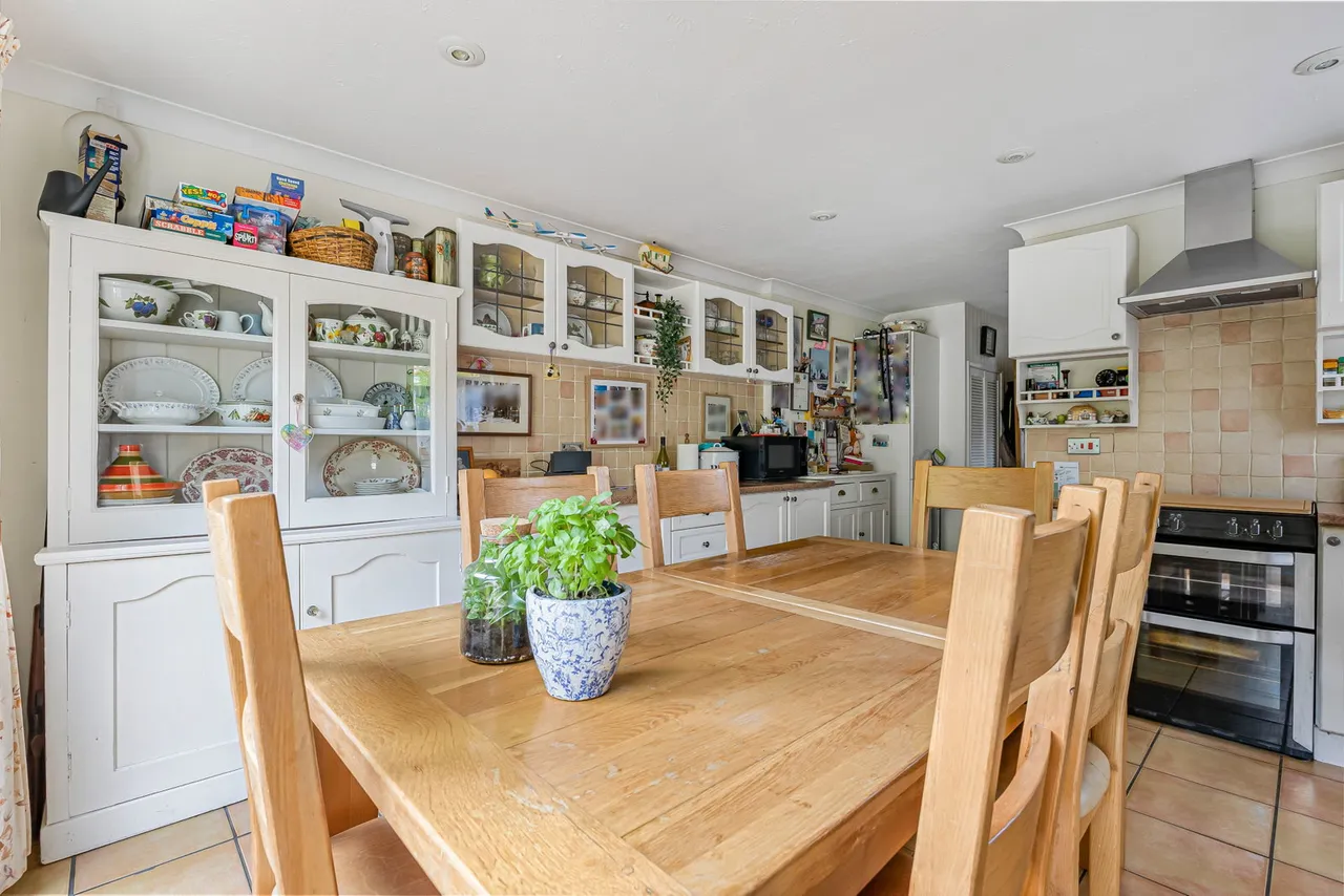 Kingswood Road, Dunton Green, photo 9