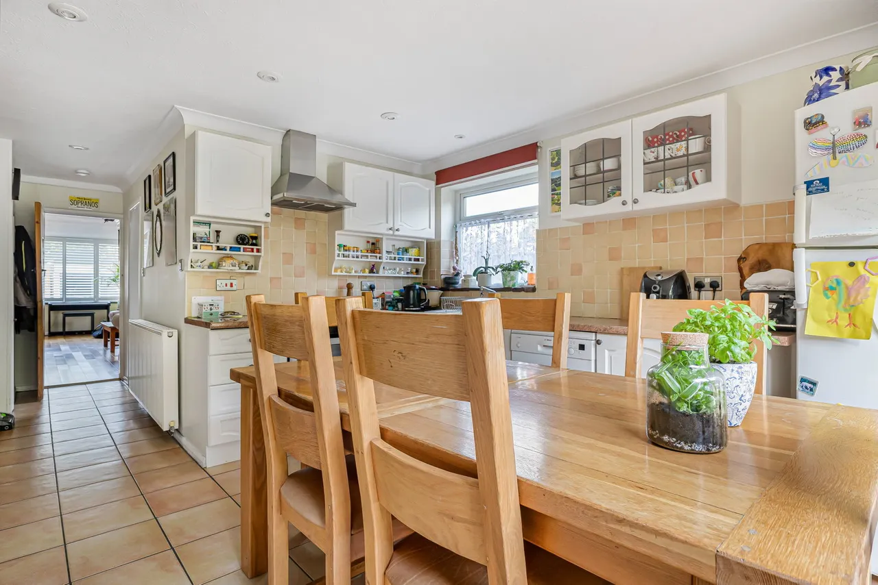 Kingswood Road, Dunton Green, photo 8