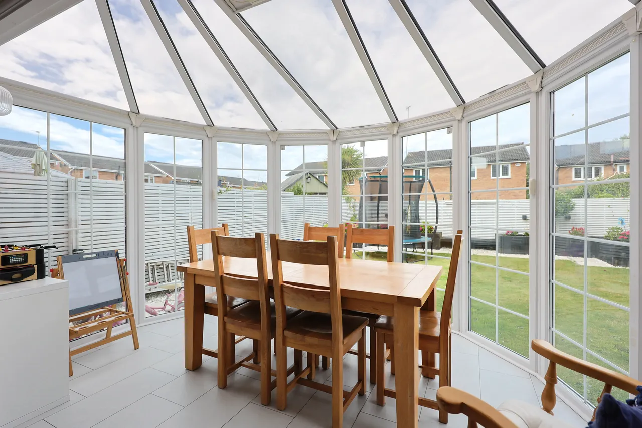 Whitley Crescent, Whitley, photo 12