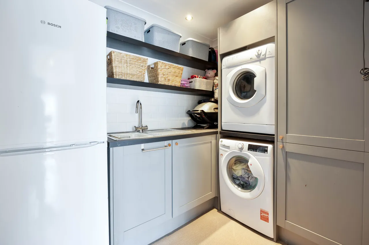Whitley Crescent, Whitley, photo 13