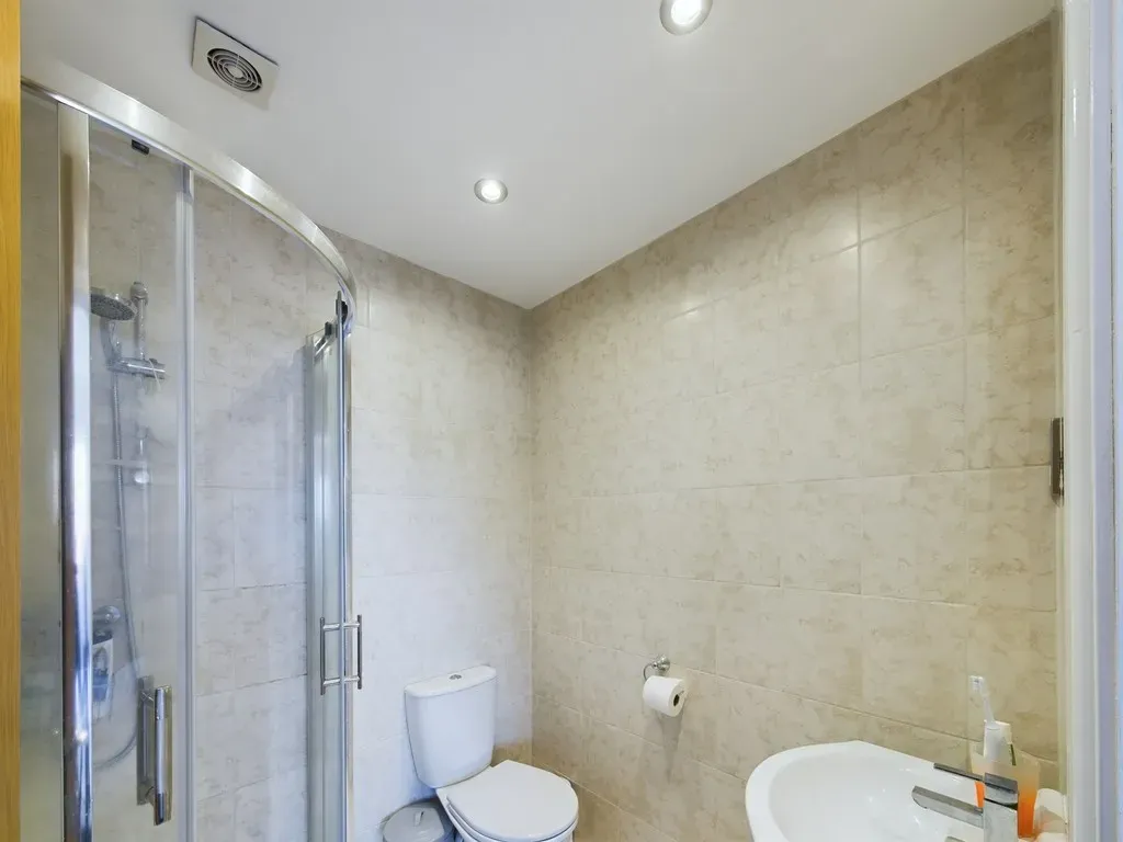 Trafalgar Road, Horsham, photo 8