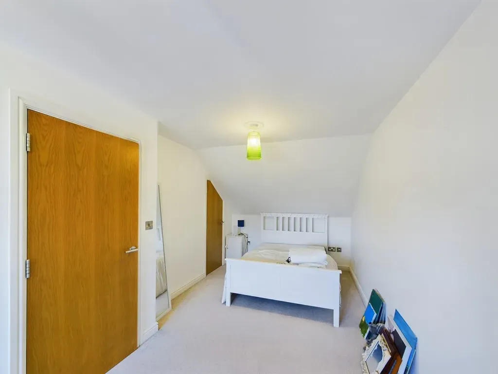 Trafalgar Road, Horsham, photo 12