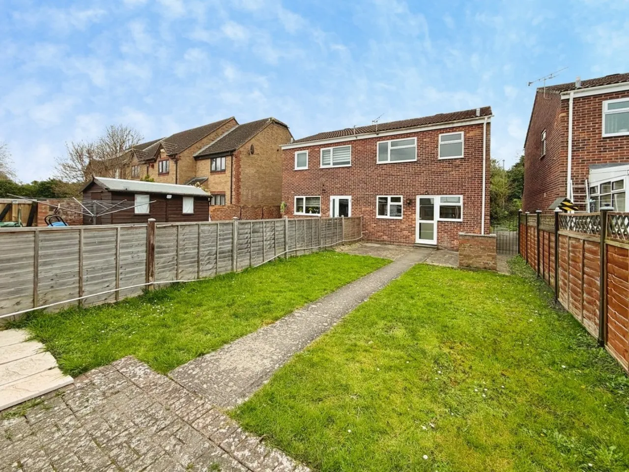 3 bed house for sale — Rocher Close, Westbury