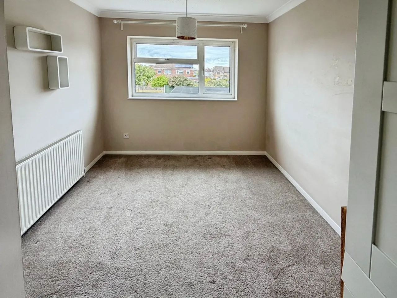 Rocher Close, Westbury, photo 12