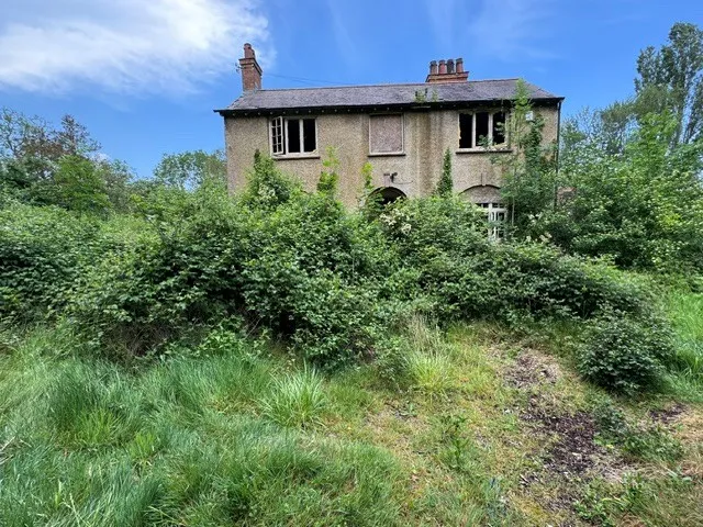 house for sale — Dungee Road, Bozeat, Northants, NN29 7LD