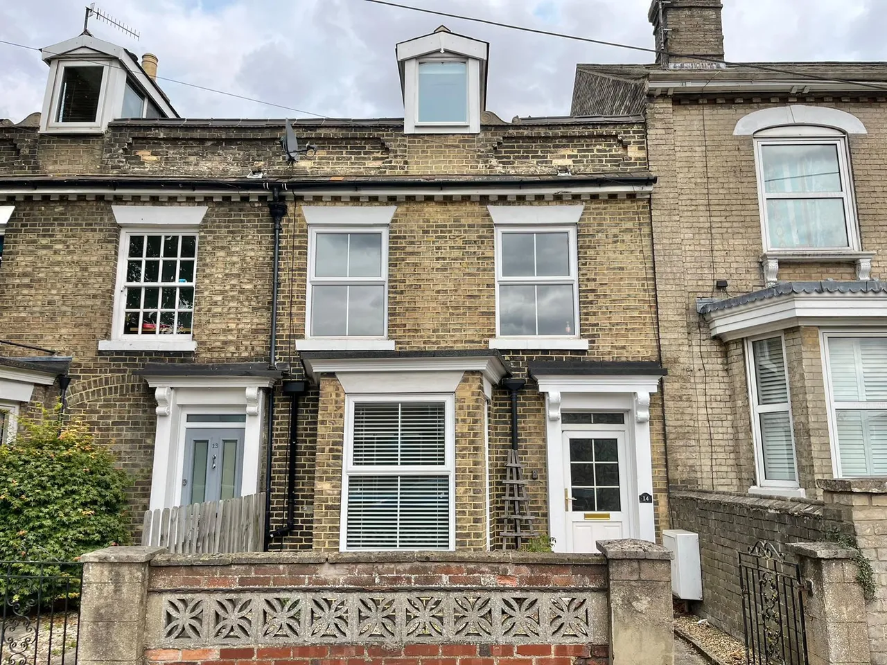 3 bed house to rent — Out Northgate IP33 1JQ