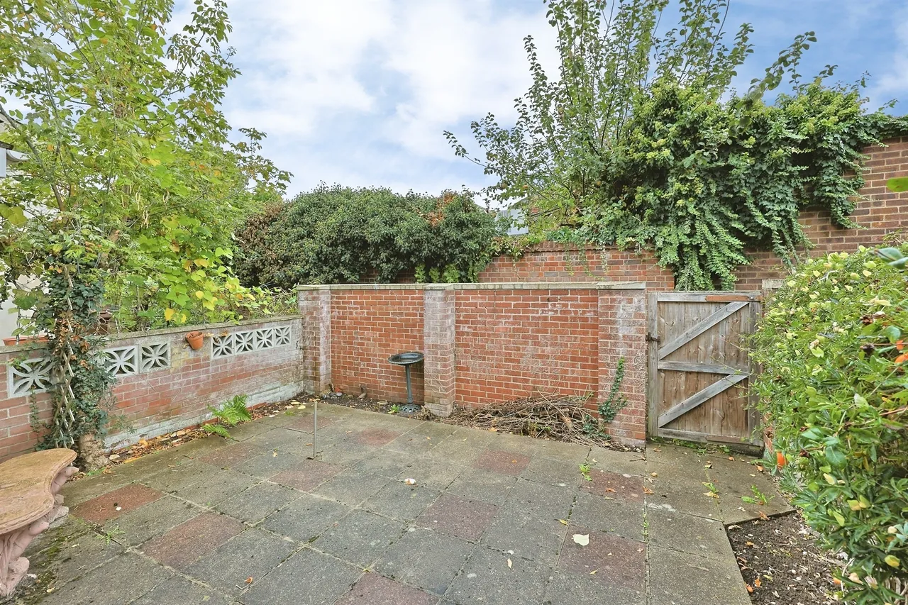Hall Road, Norwich, NR1, photo 17