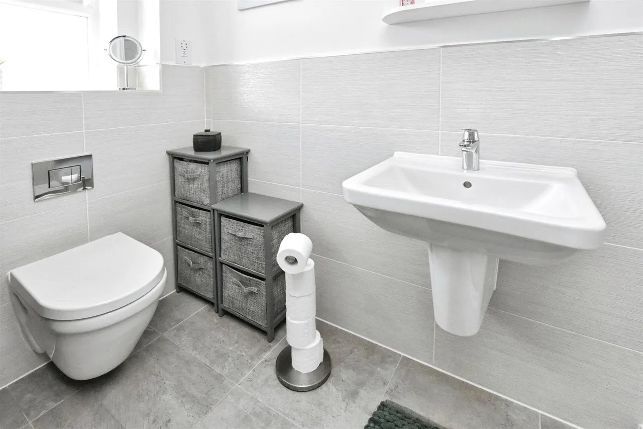 Judson Close, Nantwich, CW5, photo 9