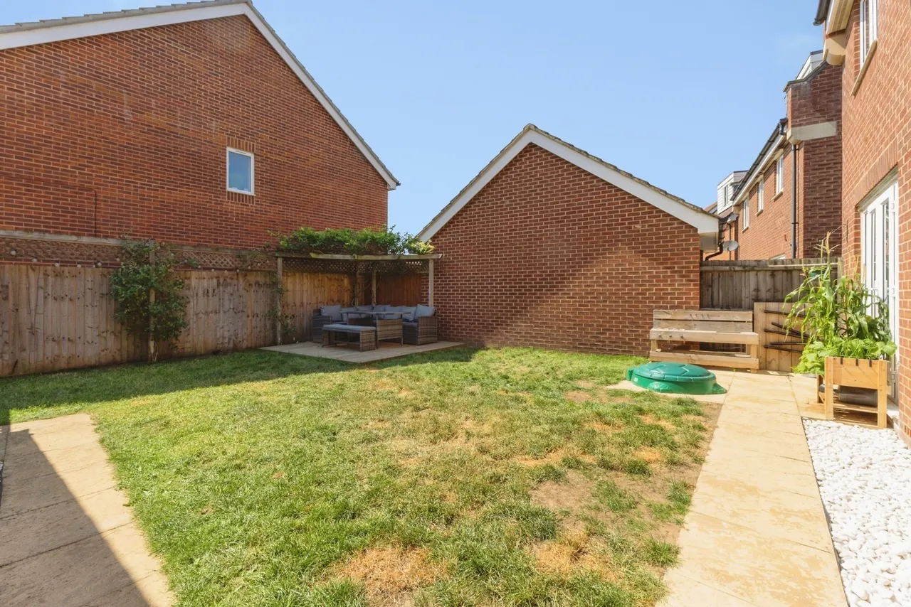 Goldfinch Drive, Attleborough, Norfolk, NR17, photo 18