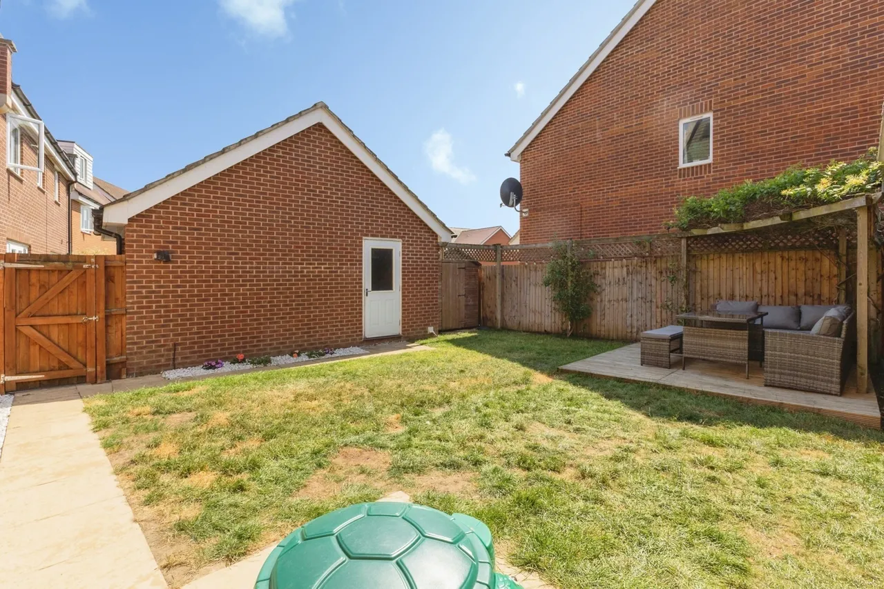 Goldfinch Drive, Attleborough, Norfolk, NR17, photo 17