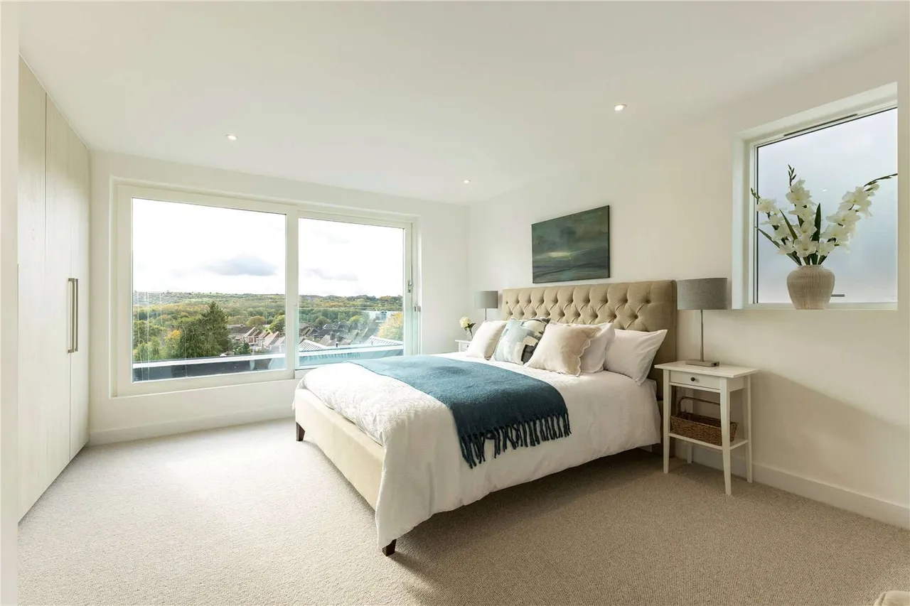 Petersfield Road, Winchester, SO23, photo 2