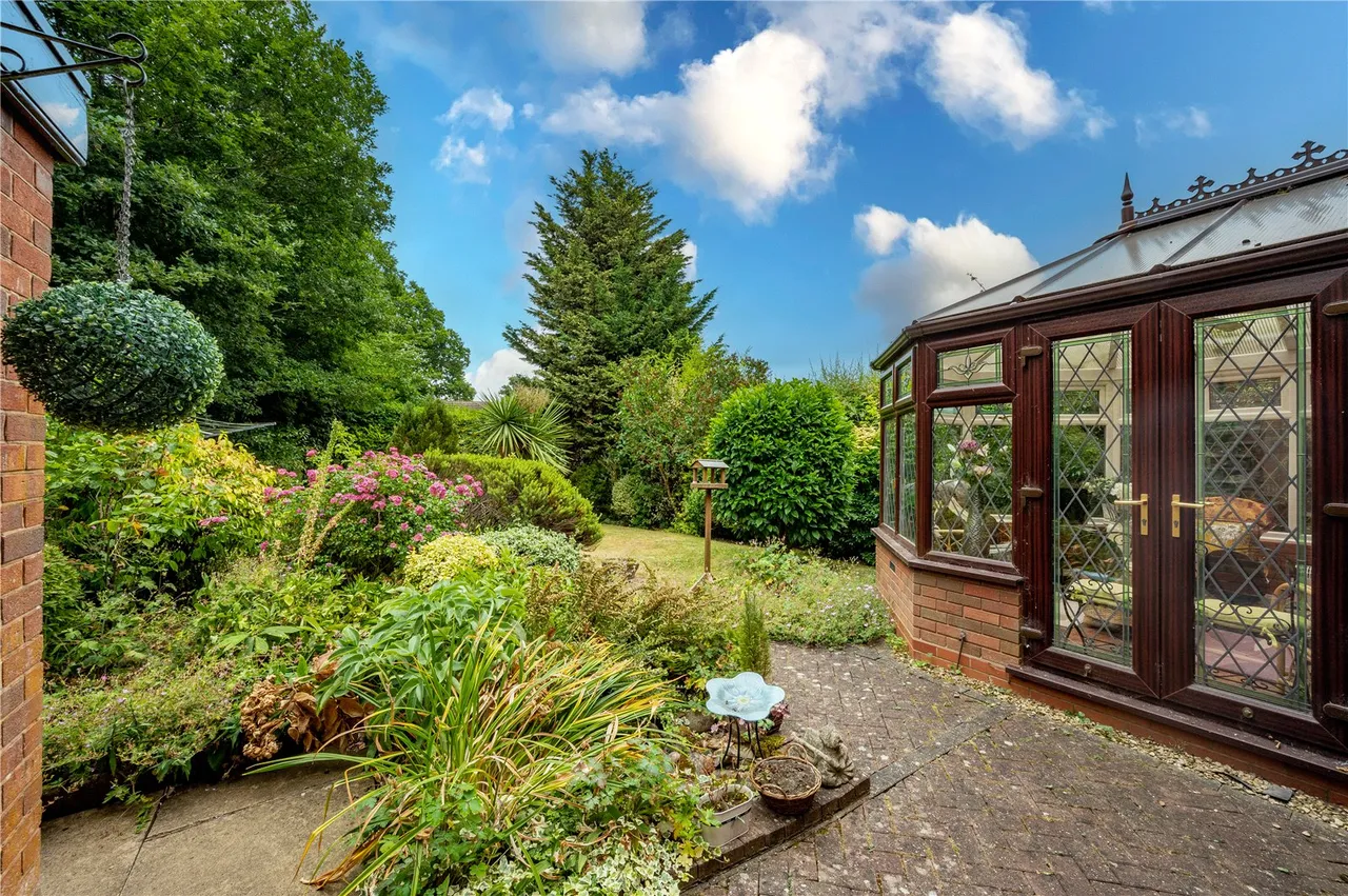 Fairbourne Gardens, Redditch, Worcestershire, B97 5GE, photo 22