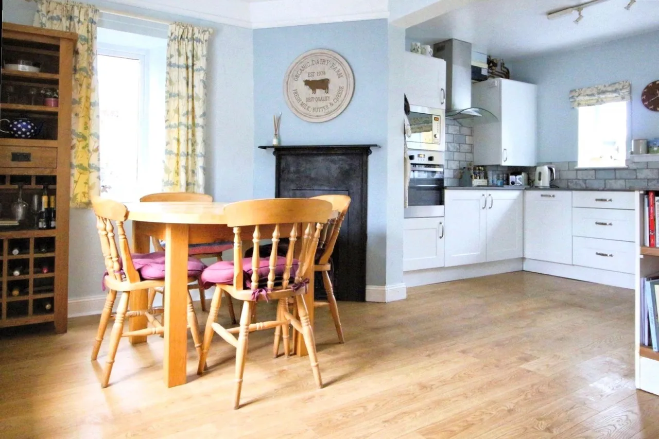 Chesterton Lane, Cirencester, GL7, photo 6