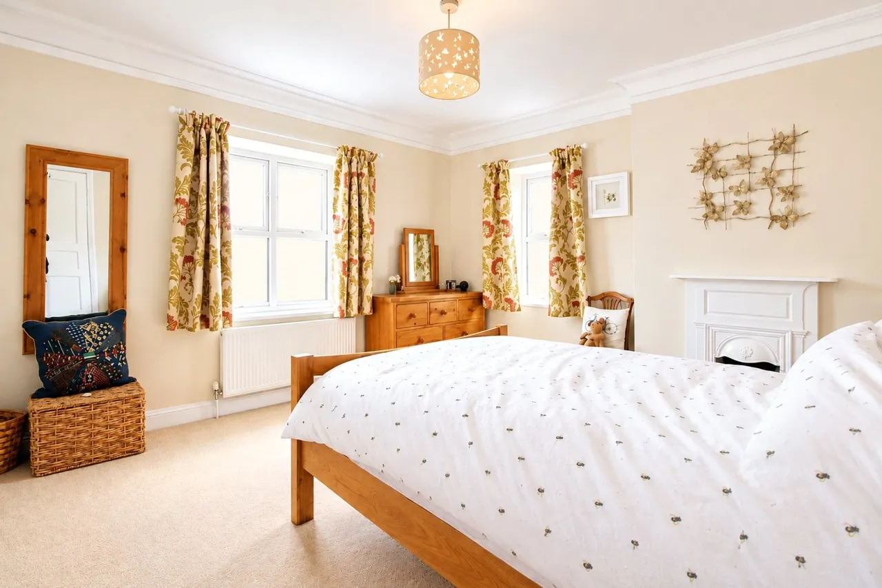 Chesterton Lane, Cirencester, GL7, photo 10