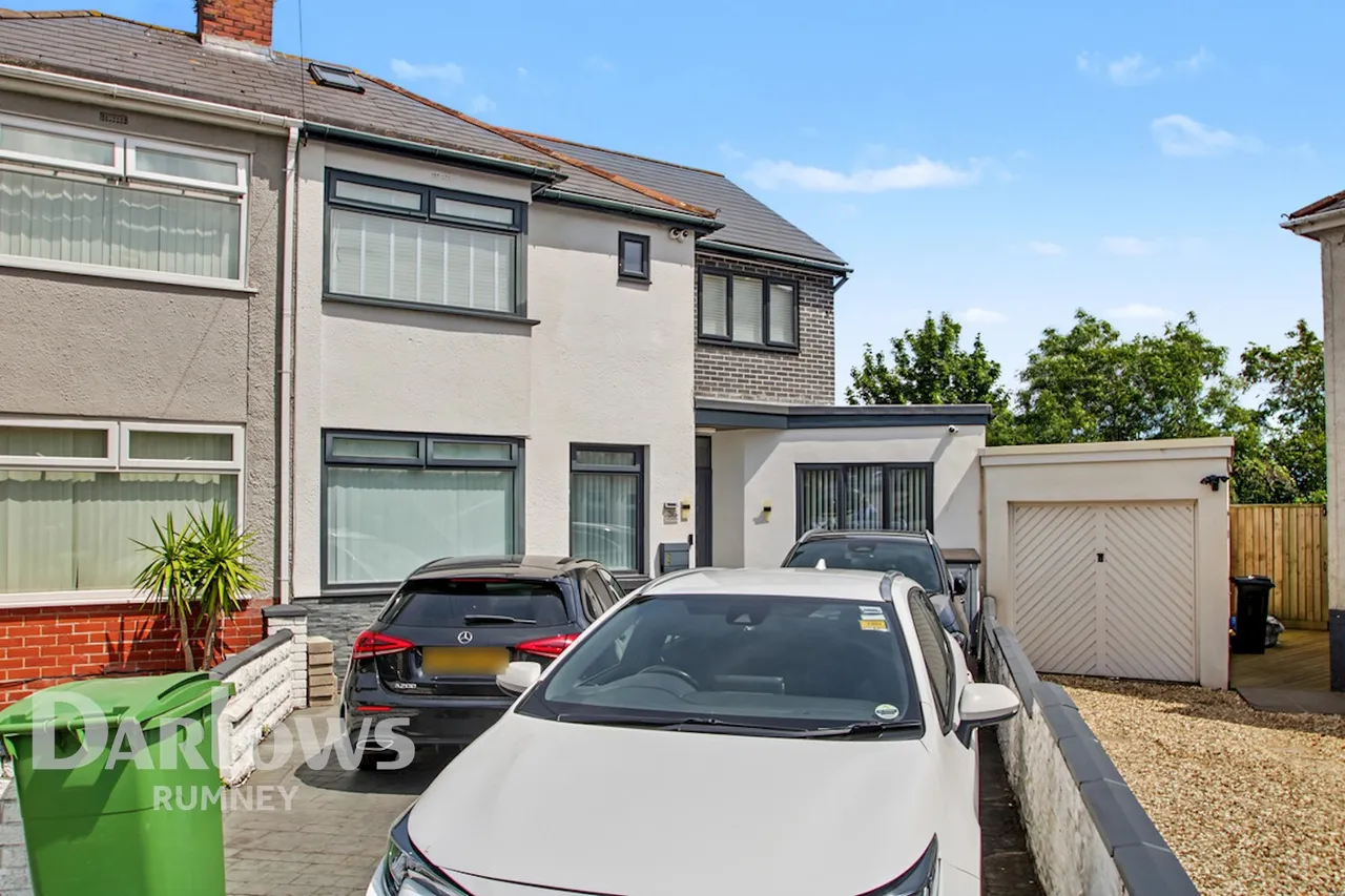 4 bed house for sale, Ty Fry Gardens, Cardiff