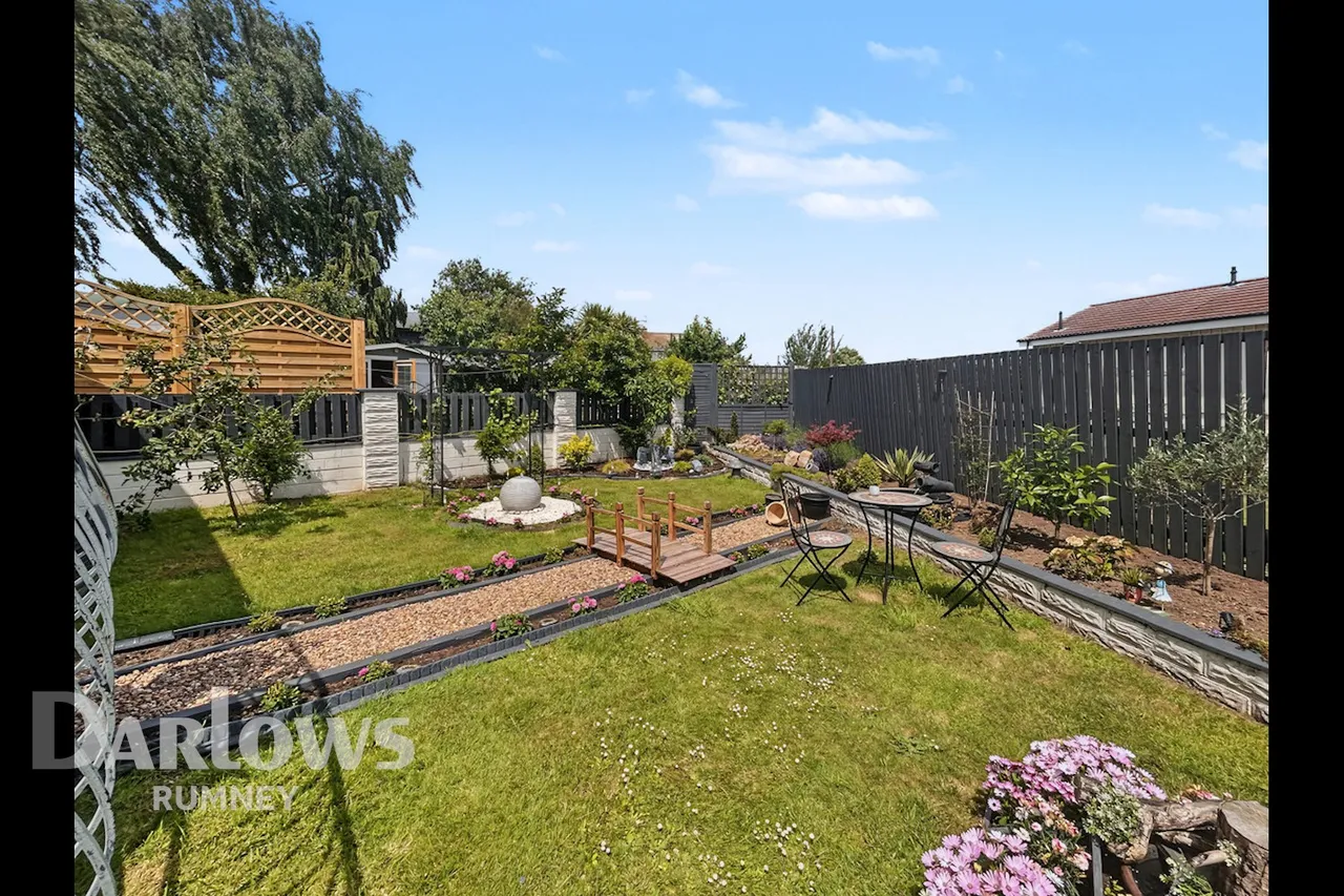Ty Fry Gardens, Cardiff, photo 34