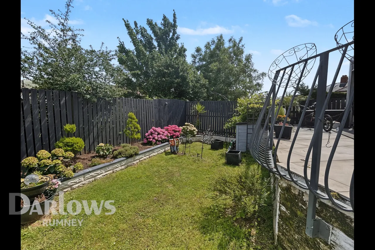 Ty Fry Gardens, Cardiff, photo 35