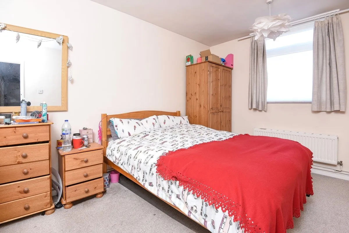 Carminia Road, Tooting Bec, London, SW17, photo 3