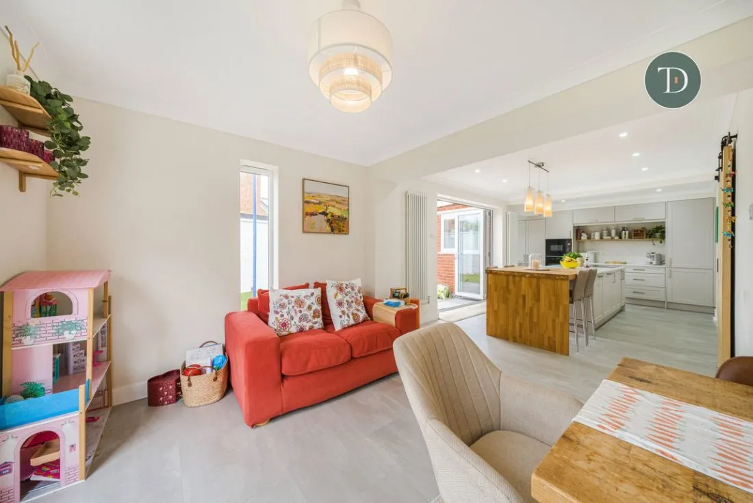 Carrick Drive, Whitby, CH65 6PG, photo 9
