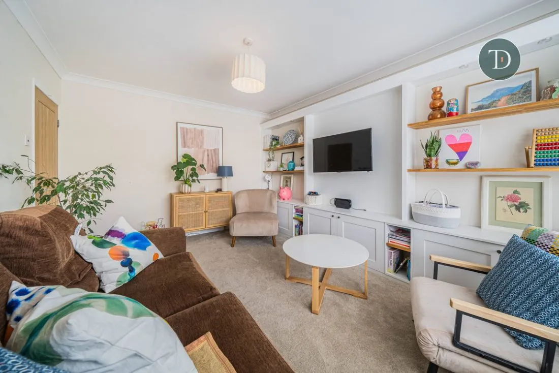 Carrick Drive, Whitby, CH65 6PG, photo 3