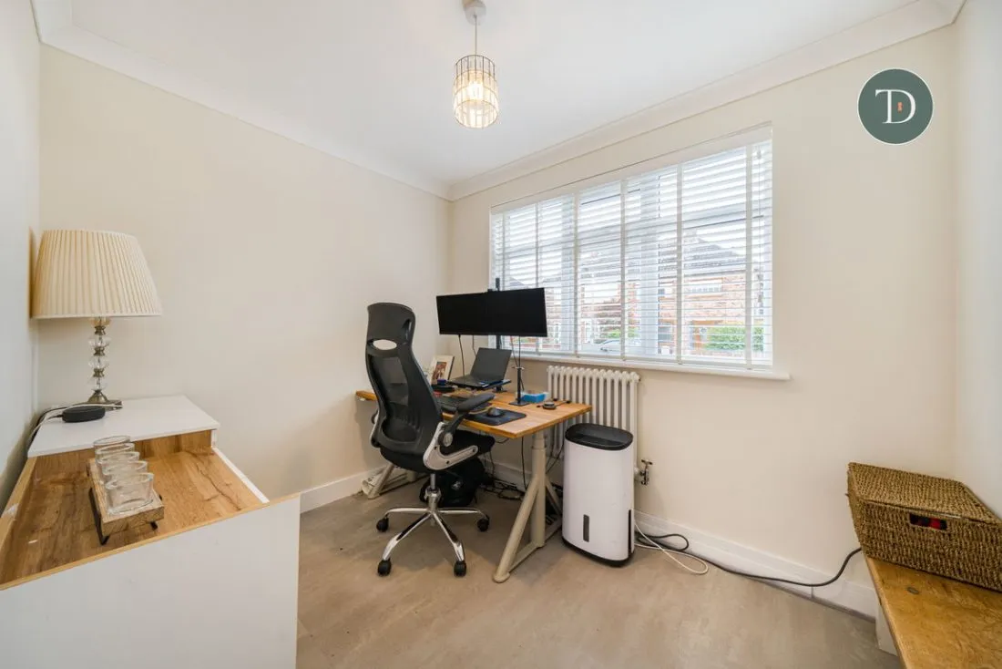 Carrick Drive, Whitby, CH65 6PG, photo 13