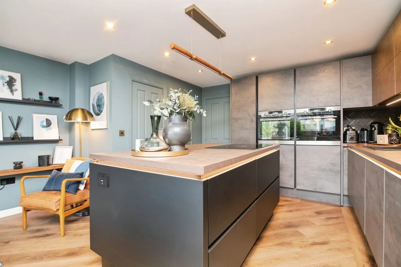 Horseshoe Crescent, Great Barr, Birmingham, photo 11