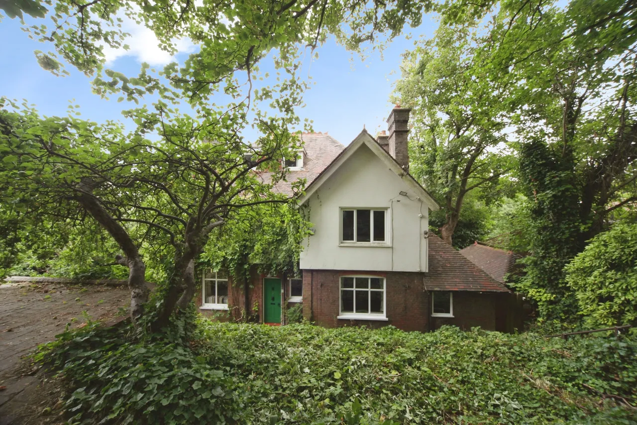 Hart Hill Lane, Luton, LU2, photo 10
