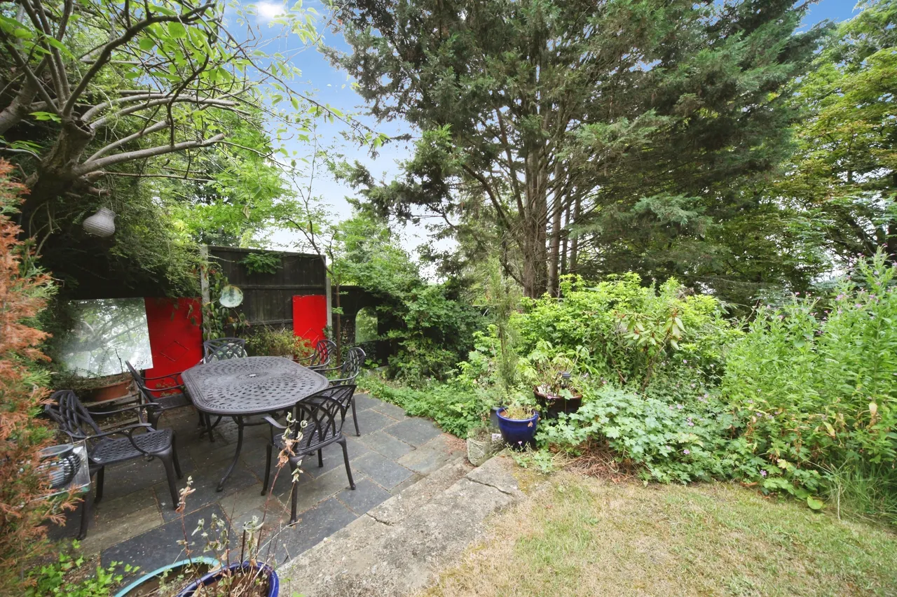 Hart Hill Lane, Luton, LU2, photo 5