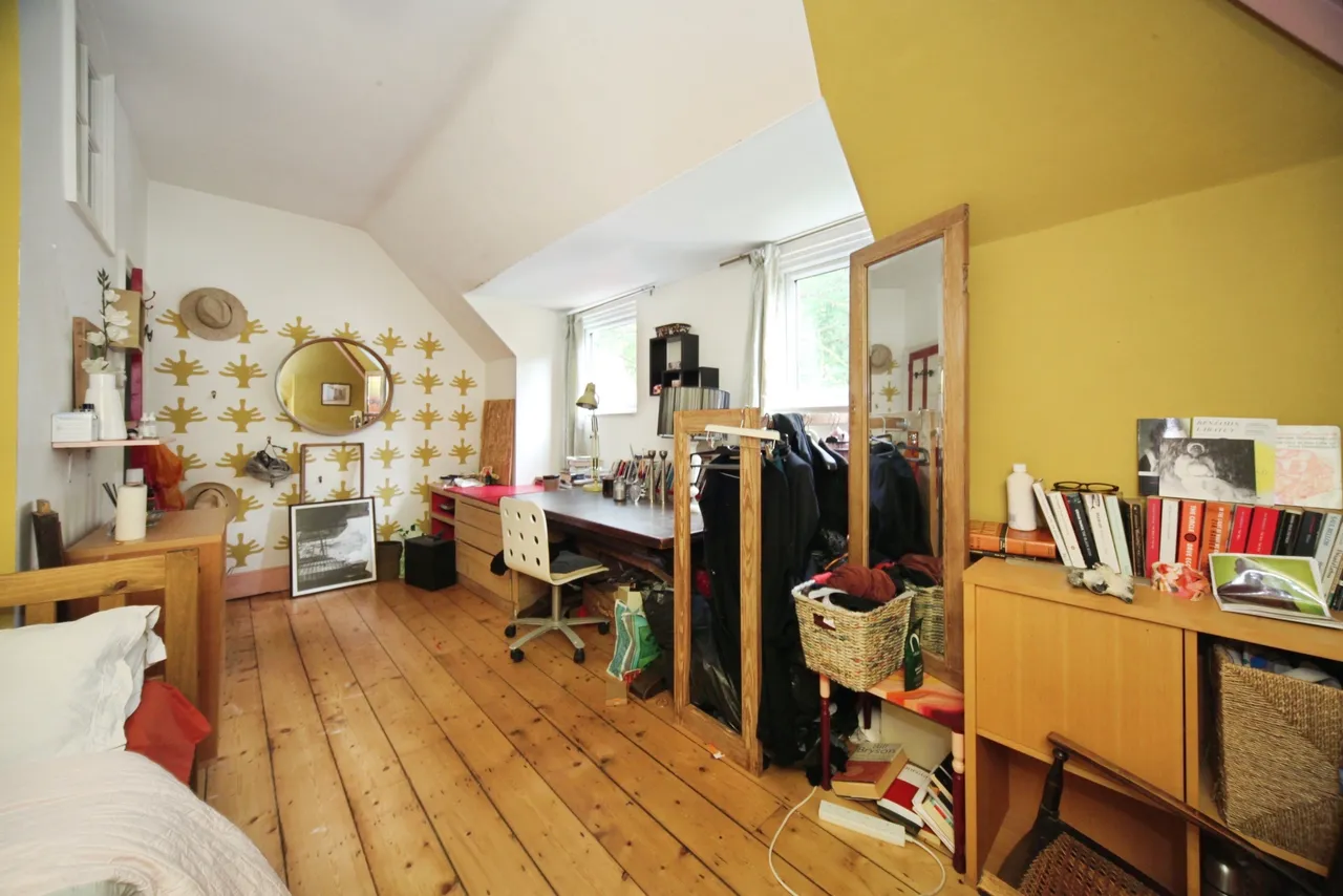 Hart Hill Lane, Luton, LU2, photo 16