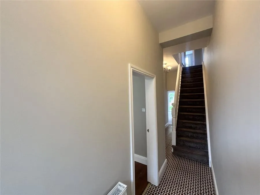 Lyndale Avenue, Fearnhead, WA2, photo 7