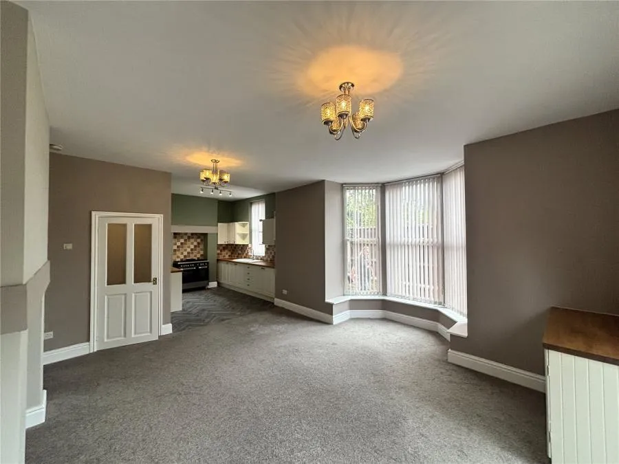 Lyndale Avenue, Fearnhead, WA2, photo 6