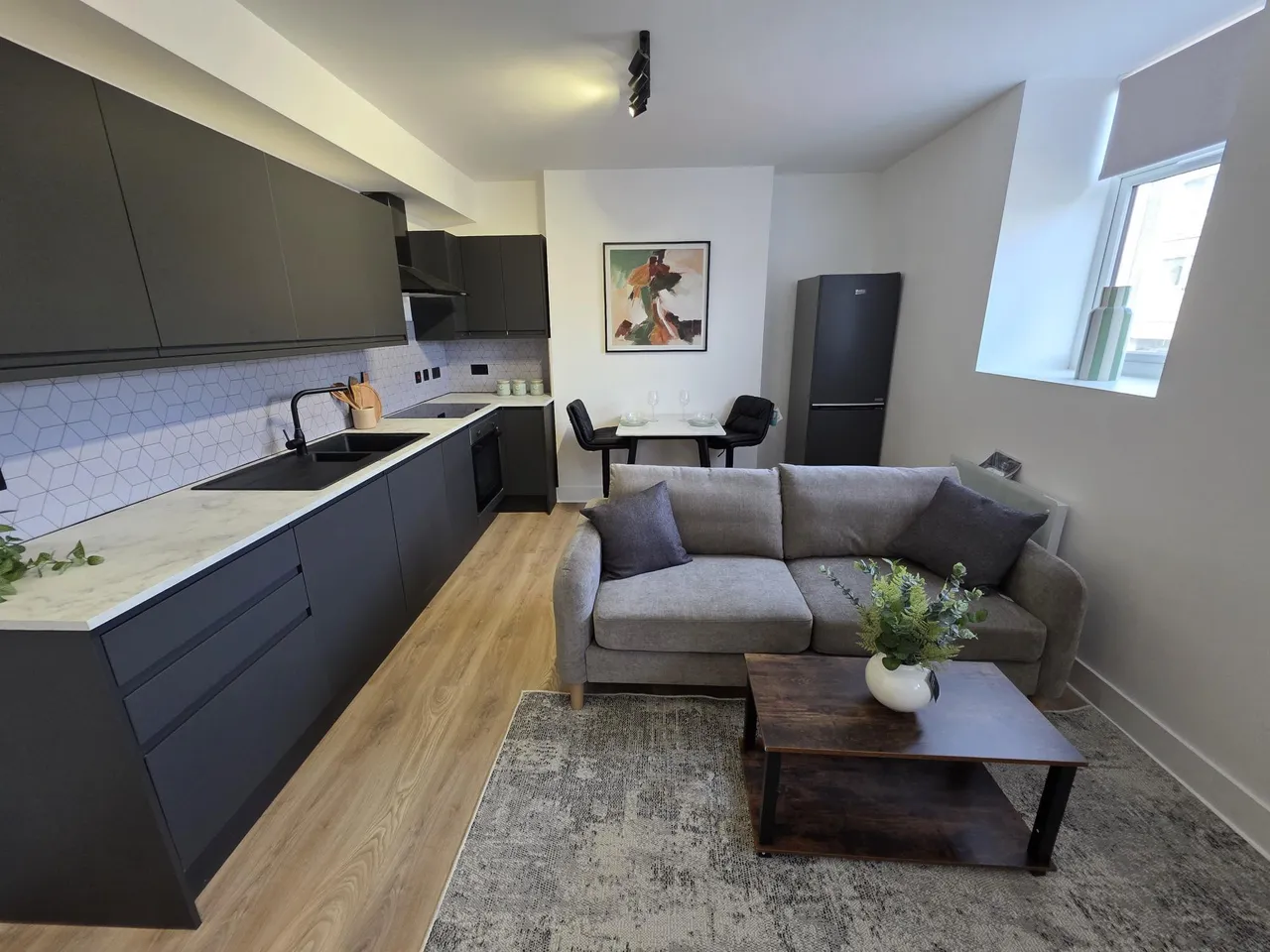 Crwys Road, Cardiff, CF24, photo 7