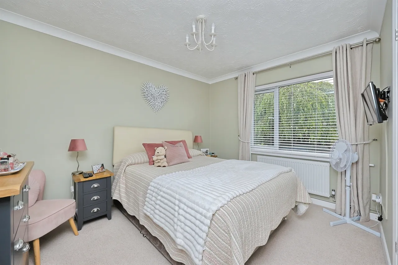 Adastral Place, Swaffham, photo 12