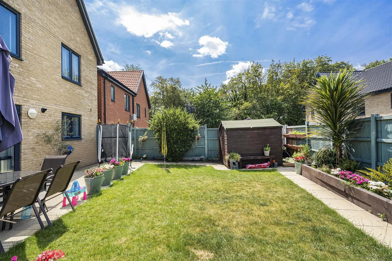 Manor Road, Haverhill, CB9, photo 22